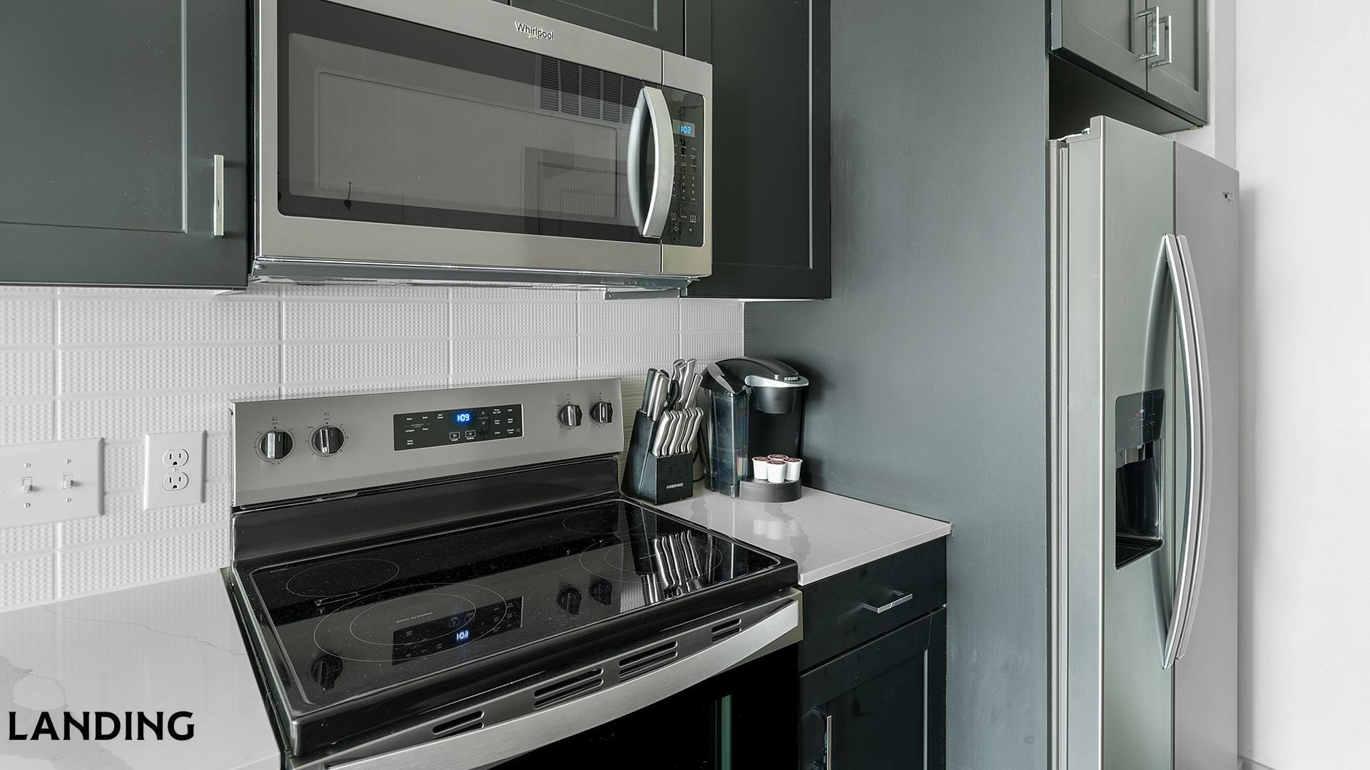 Building Photo - 91 Jensen Dr