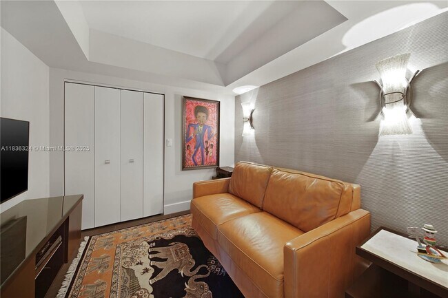 Building Photo - 2301 Collins Ave