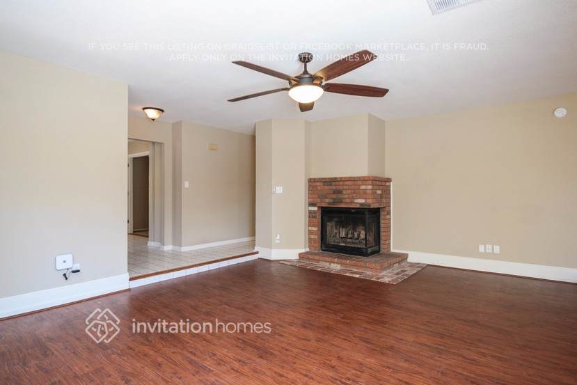 Building Photo - 3861 W Ivanhoe St