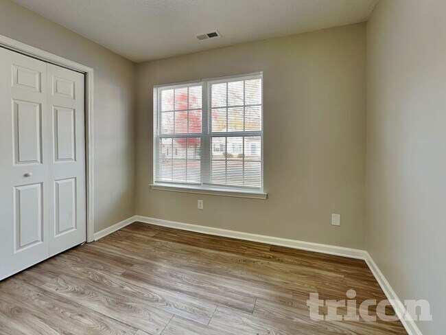 Building Photo - 5020 Osage Cir