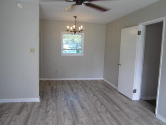 Building Photo - 712 Newport Dr