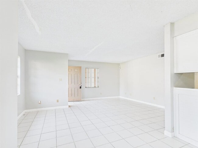 Building Photo - 2121 S San Gully Rd