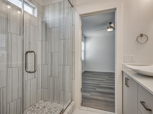 Building Photo - Beautiful New Construction Home in Oklahom...