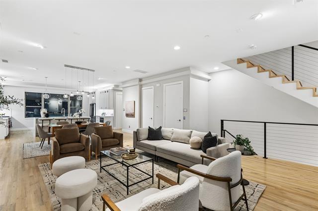 Building Photo - 4965 Blaynes View Dr