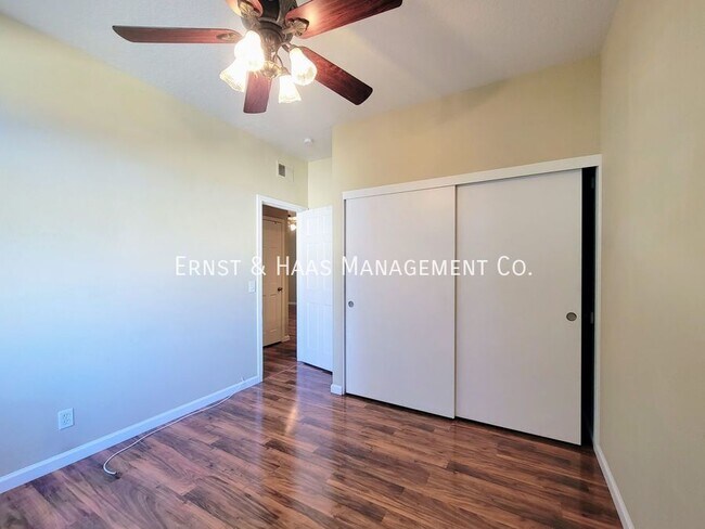 Building Photo - 5101 Tortuga Dr