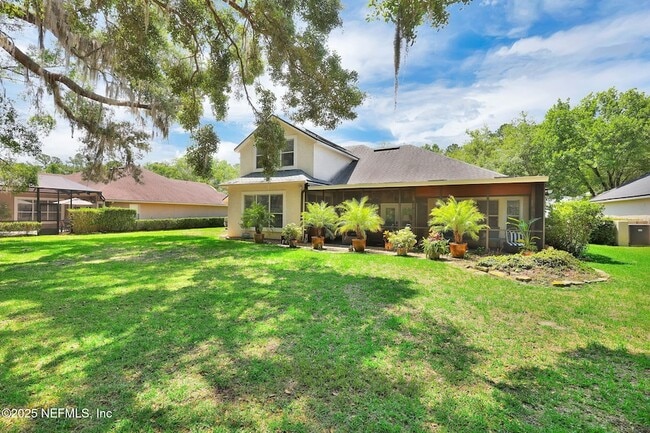 Building Photo - 526 Oakmont Dr