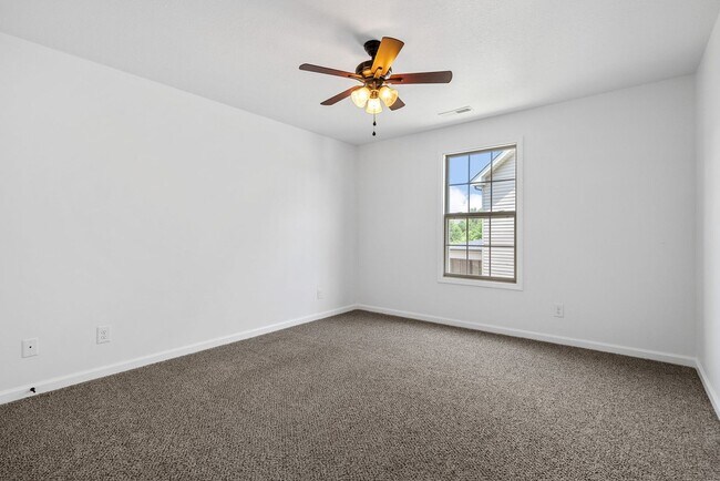 Building Photo - 2863 McManus Cir