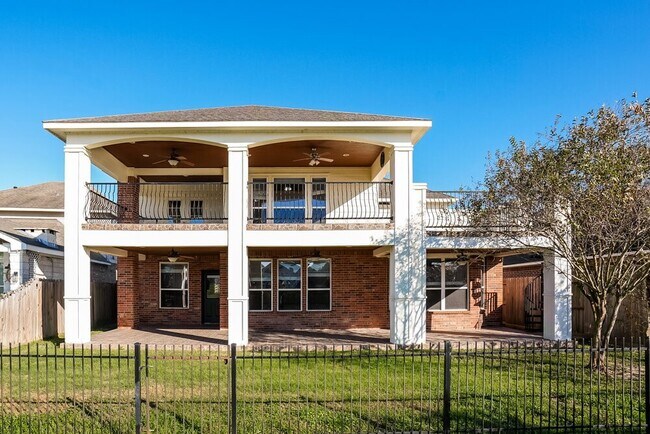 Building Photo - 17427 Stamford Oaks Dr