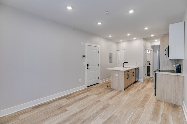 Building Photo - 3924 Haverford Ave
