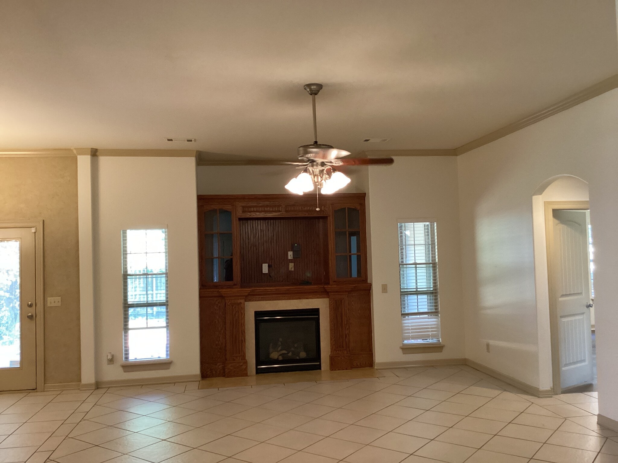 Building Photo - 3320 E Emmitsburg Pl