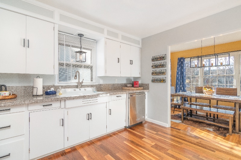 Building Photo - 2104 W State St