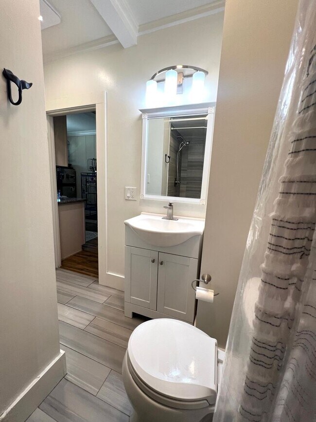 Building Photo - Studio - Downtown Laguna Beach