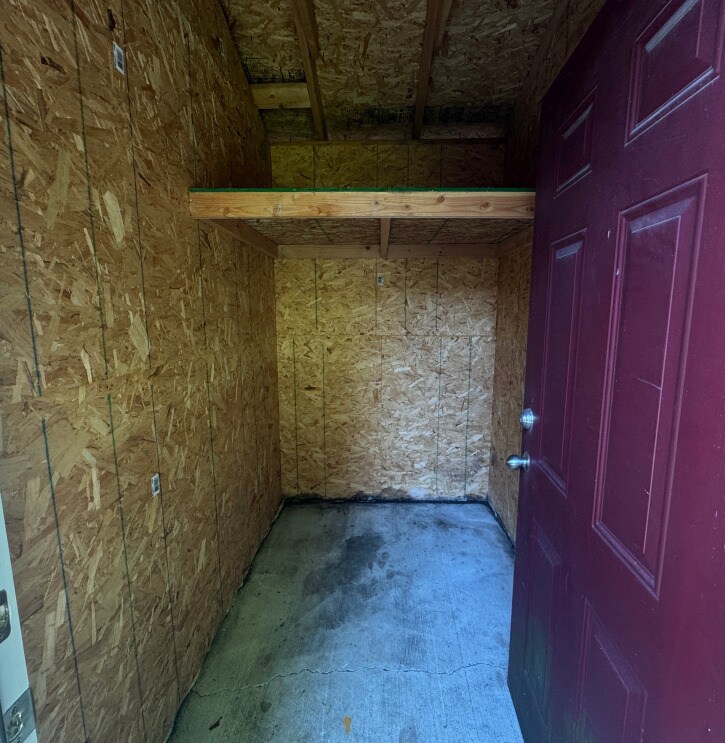 Building Photo - 4085 Airport Rd