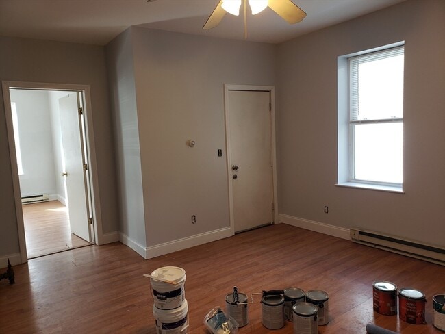 Building Photo - 45 S Main St