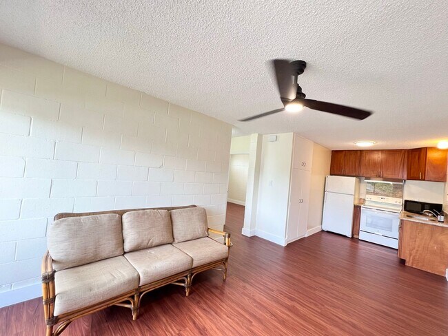 Building Photo - 1335 Wilder Ave