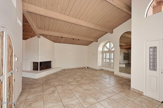 Building Photo - 9969 E Bayview Dr