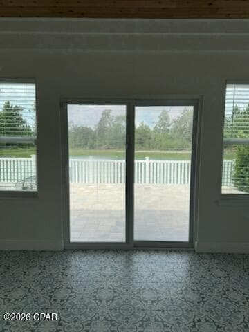 Building Photo - 122 N Shoreview Dr.