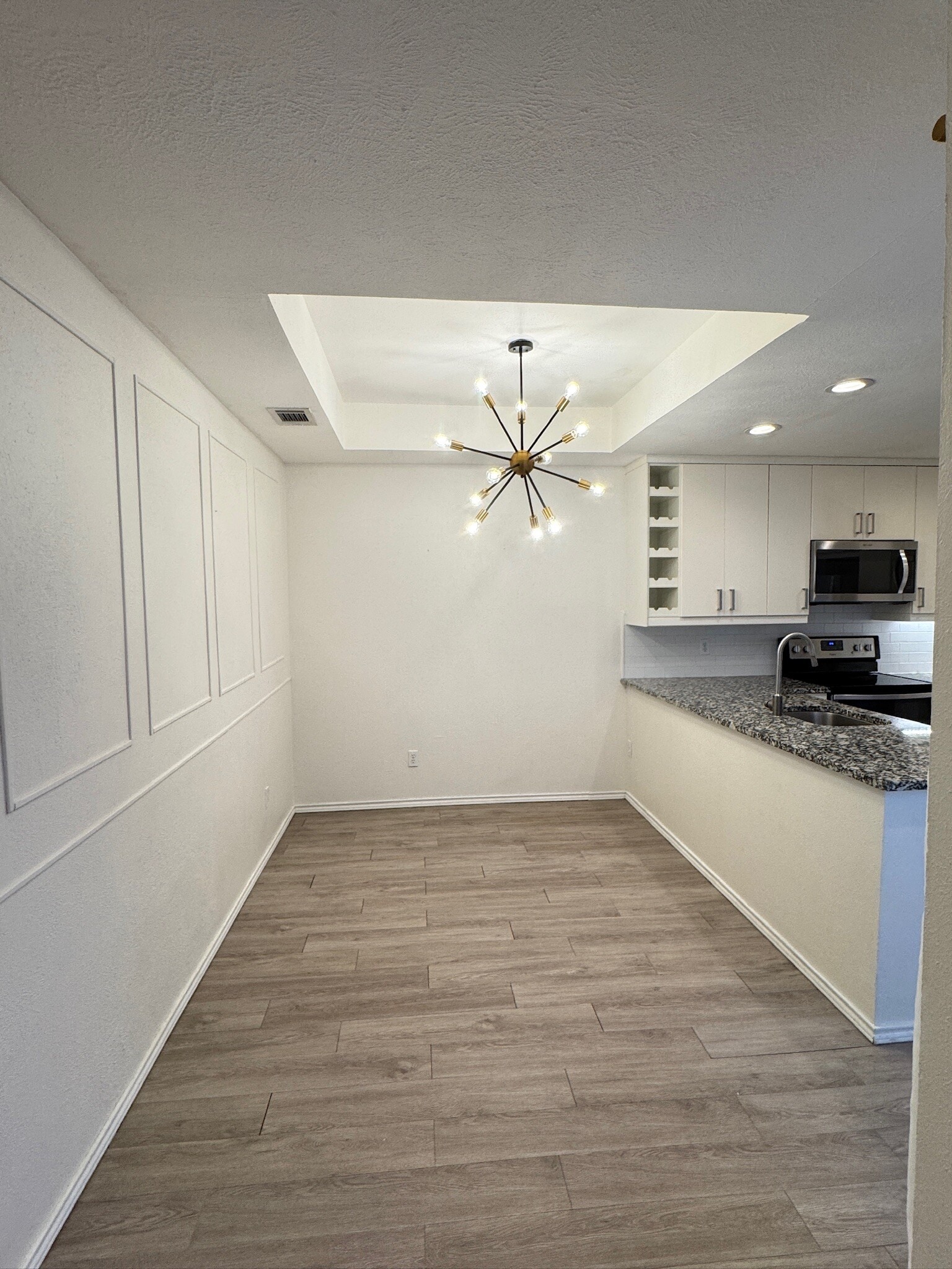 Building Photo - 5100 Verde Valley Ln