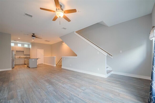 Building Photo - 3501 Link Valley Dr.