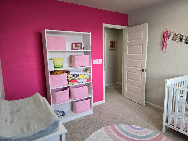 Building Photo - 310 Pavo Ct