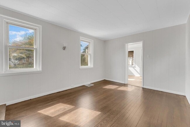 Primary Photo - 217 Pennsylvania Rd