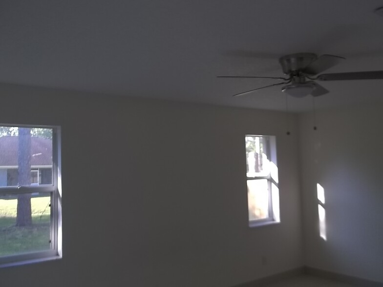 Building Photo - 744 SW Port St Lucie Blvd