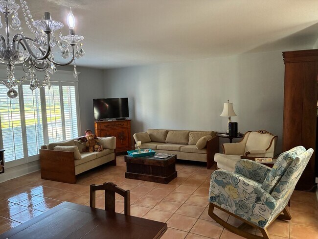 Building Photo - 6349 Briar Rose Dr