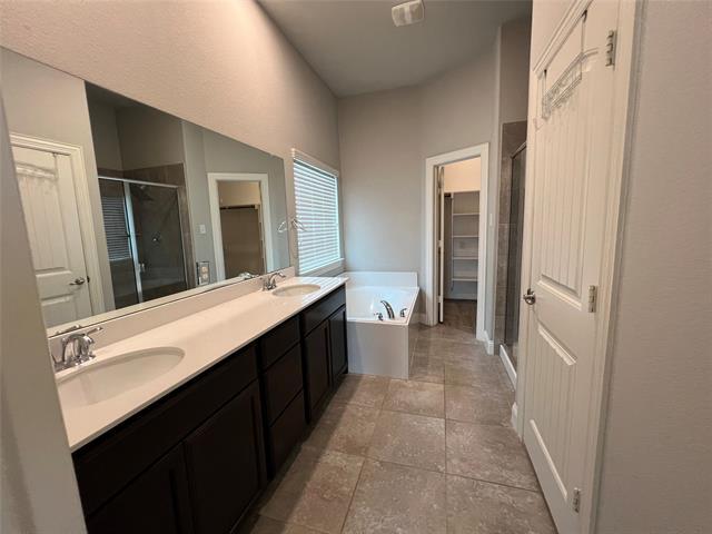 Building Photo - 801 Lake Cypress Ln