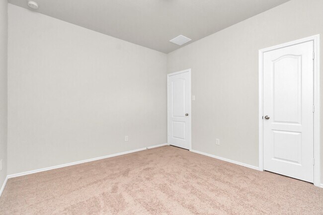 Building Photo - 3350 Avary River Ln