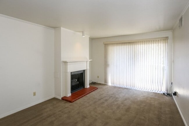 Building Photo - 1174SFD