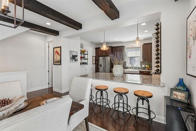 Building Photo - 426 S Lincoln Ave