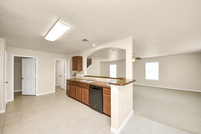 Building Photo - 11034 Kelly Hill Ct