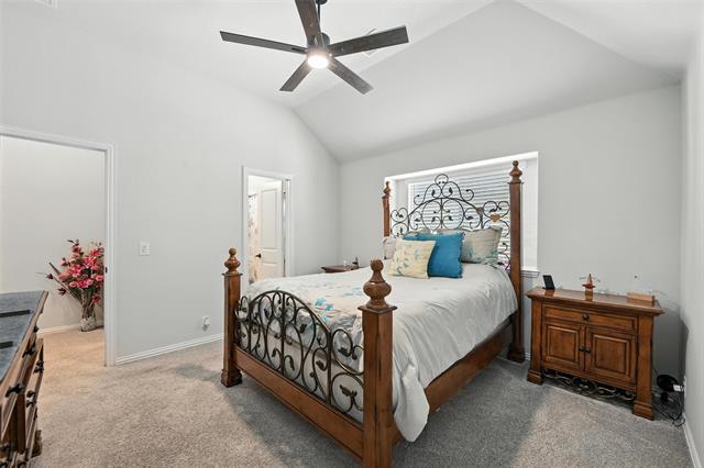 Building Photo - 1012 Emerald Trce Dr