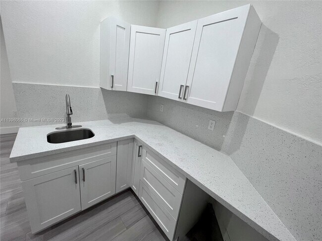 Building Photo - 16621 SW 64th Terrace