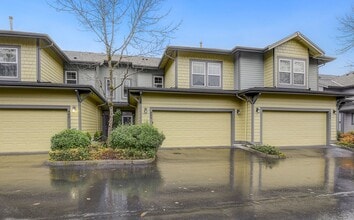 Building Photo - 3bd/2.5ba Snoqualmie Townhome