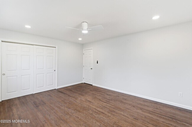 Building Photo - 501 Adolphus St