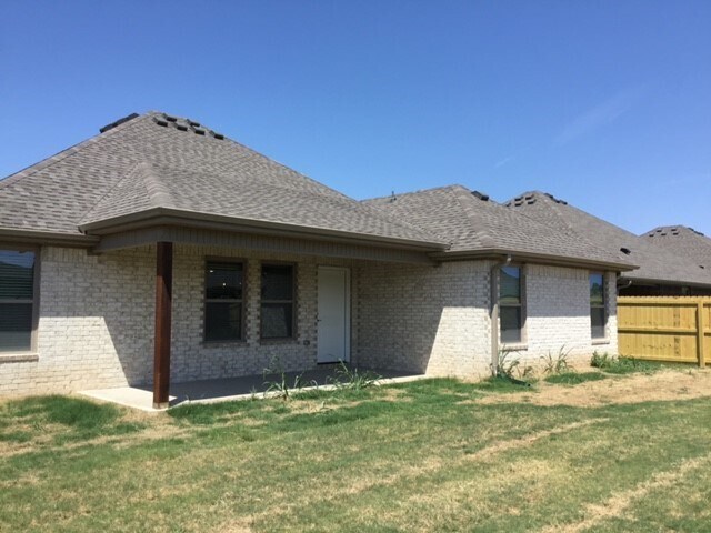 Building Photo - 231 Palm St