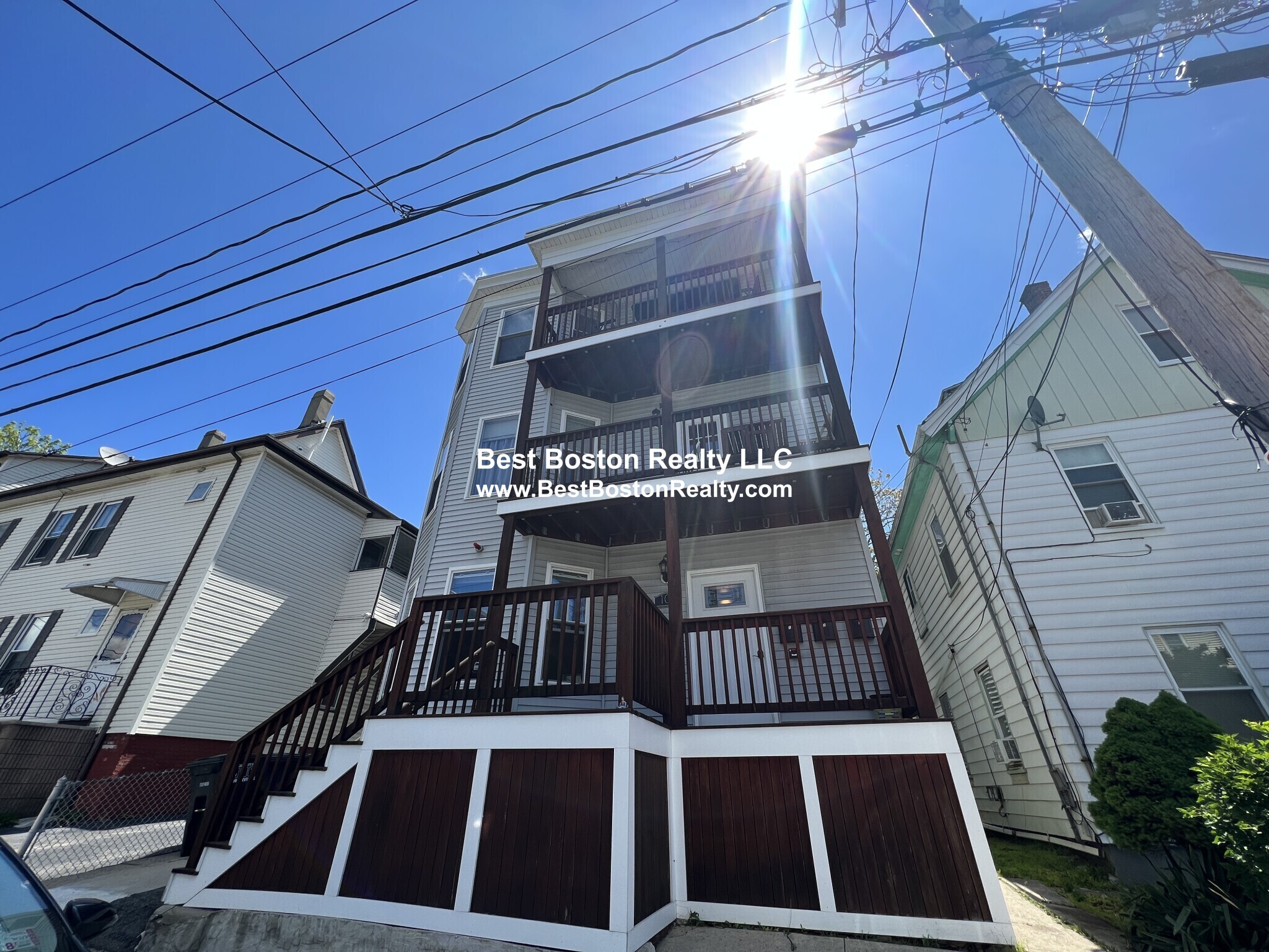 Building Photo - 10 Jay St