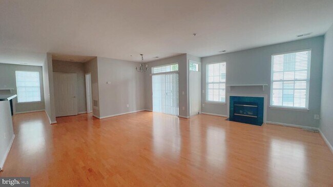 Building Photo - 4191 Lochleven Tr