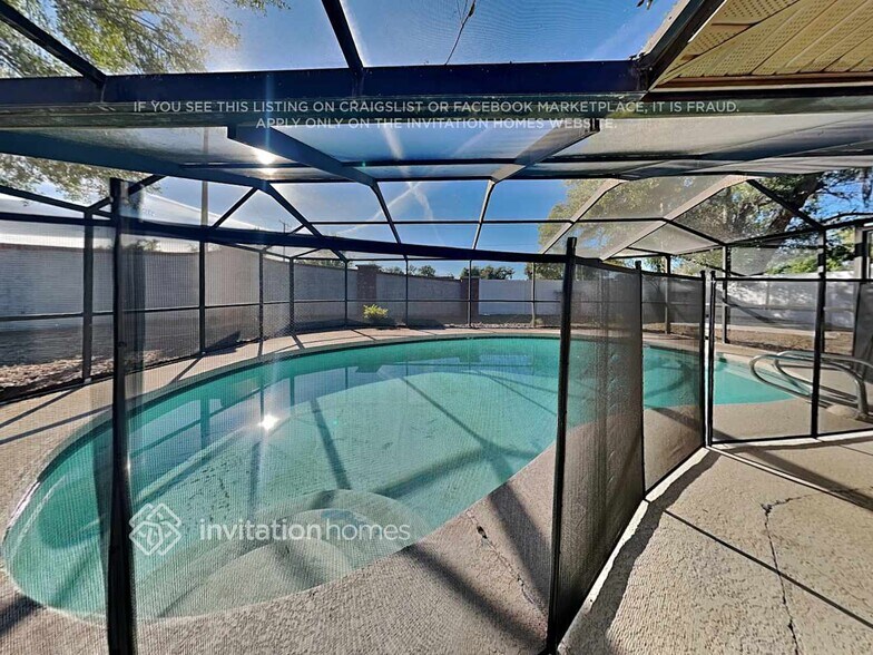 Building Photo - 102 Valley Cir