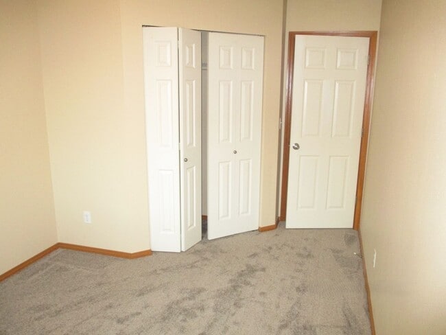 Building Photo - Beautiful 3 Bed 2.5 Bah Home in Auburn