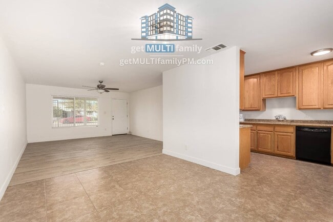 Building Photo - 505 S Margo Dr