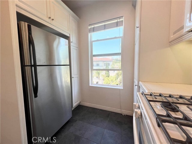 Building Photo - 6020 S Seabluff Dr