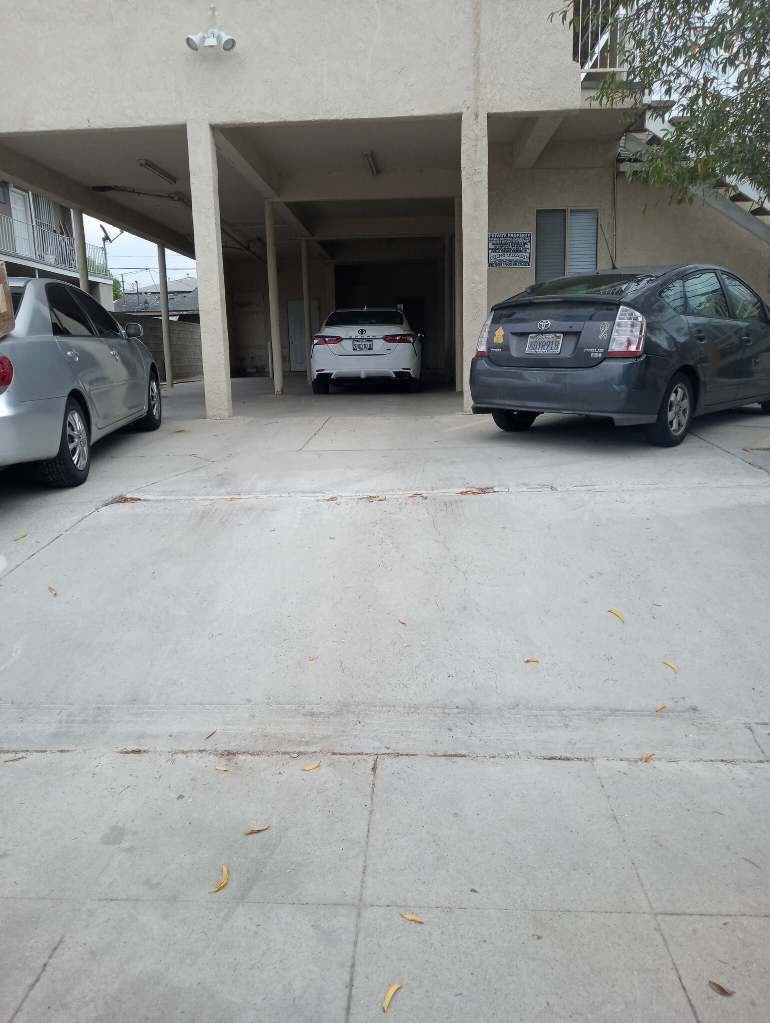 Building Photo - 11619 Archwood St