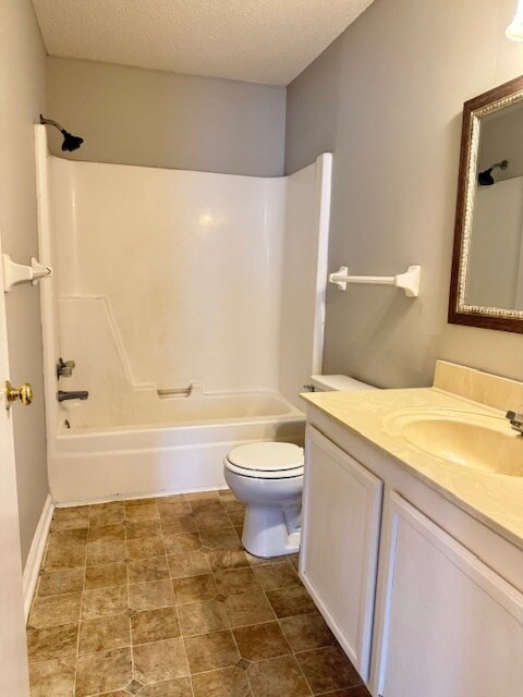 Building Photo - 1219 Brittany Dr