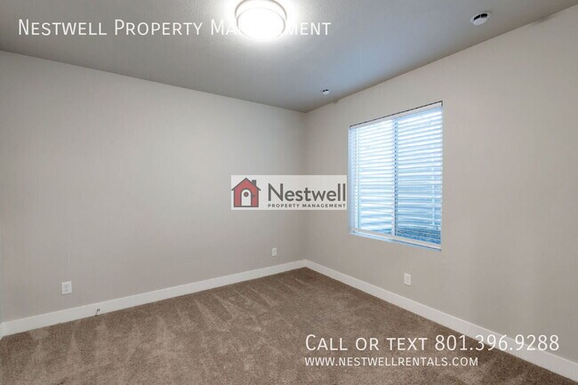 Building Photo - 5444 Orville St