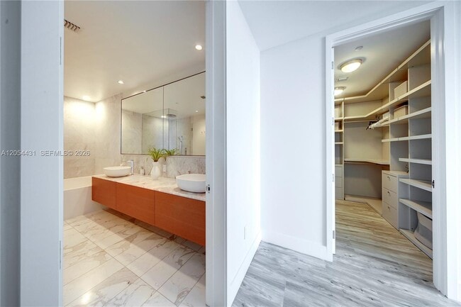 Building Photo - 10203 Collins Ave