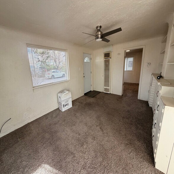 Building Photo - 1713 Aspen St