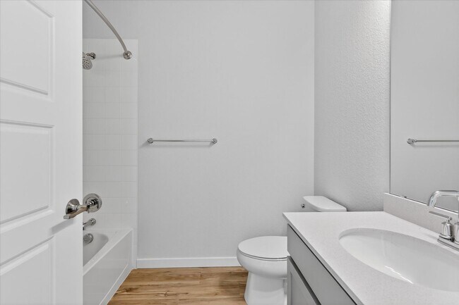 Building Photo - Brand New 2BR/2BA Luxury Townhouse at Grand Vue – Modern Living in Interlocken