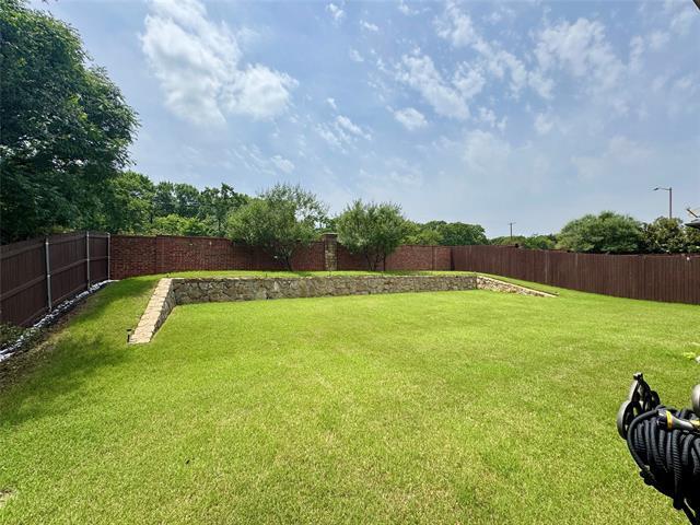 Building Photo - 9304 Moon River Dr